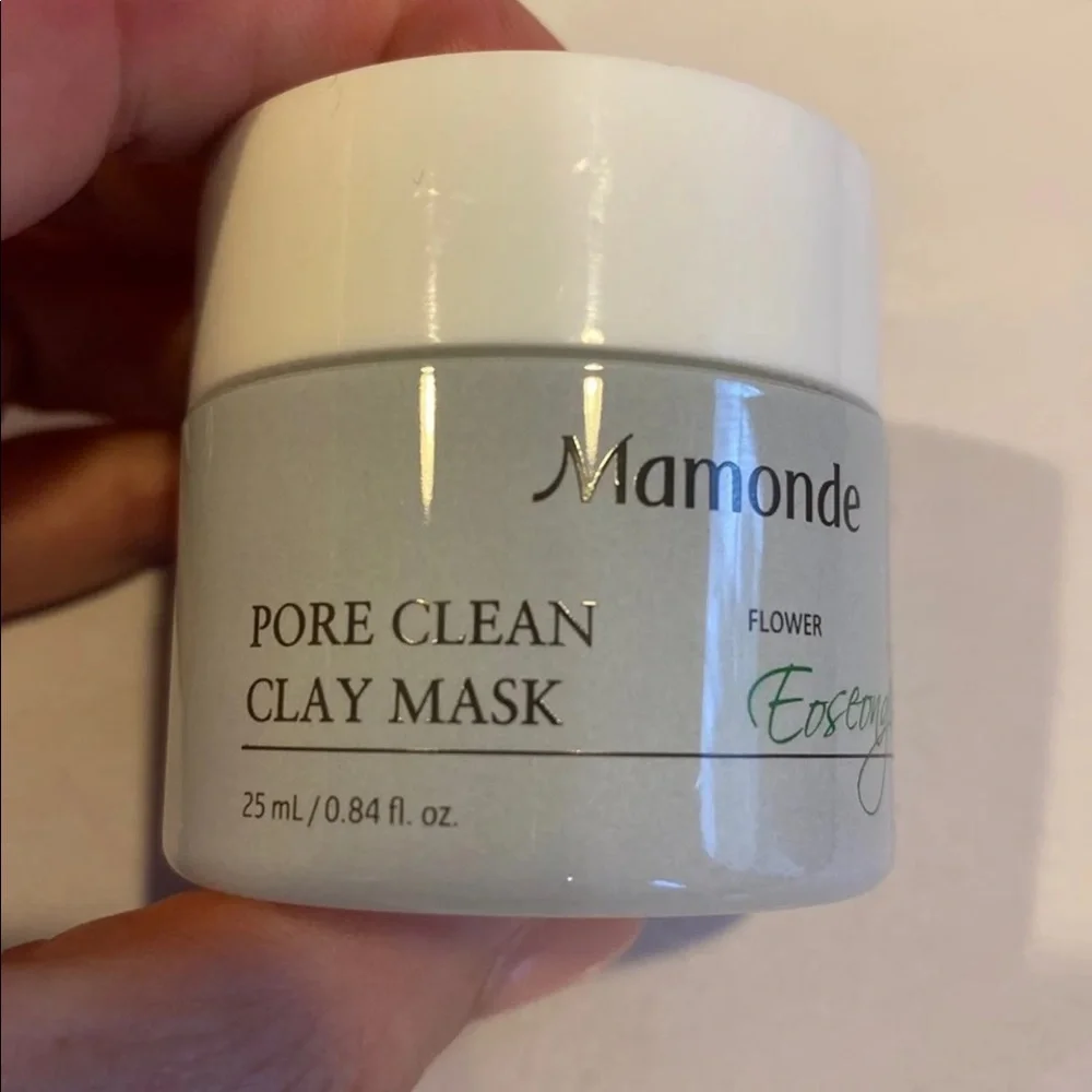 MAMONDE Pore Clean Clay Mask Travel Size 0.84oz K BEAUTY
